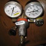 Veriflo Regulator with Pressure Gauge, top view